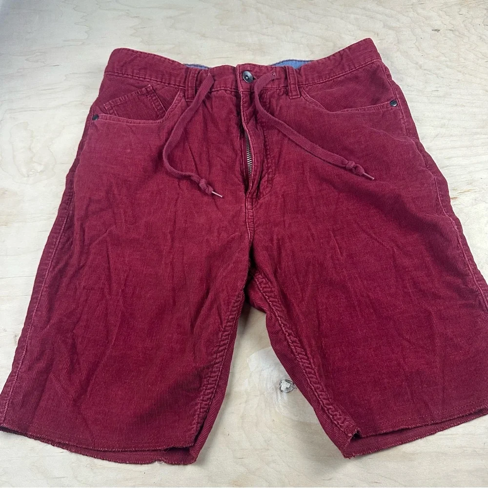 Reef Men's Corduroy Shorts in Deep Red